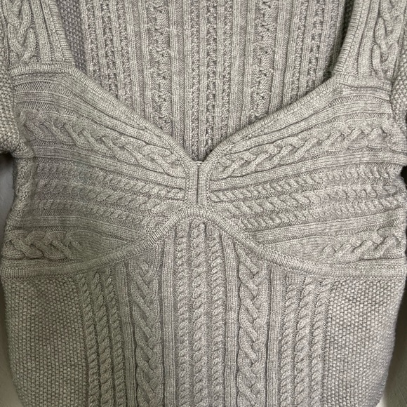 Forever 21 knit long sleeve top - Picture 2 of 4